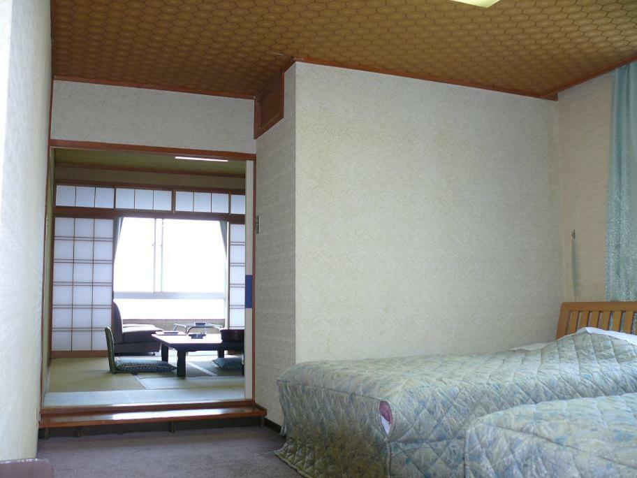 Hotel Ikaho Ginsui Shibukawa Экстерьер фото